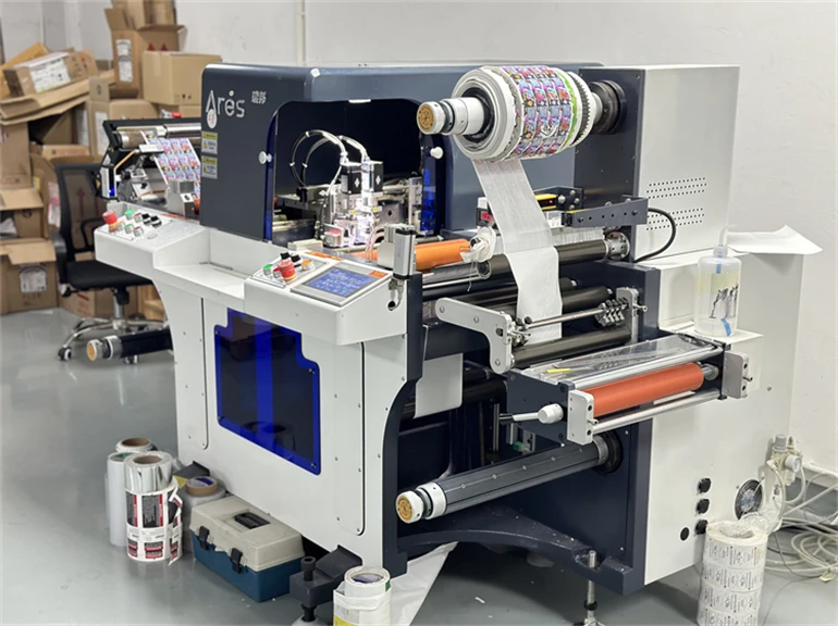 Best Selling Custom Personalized Adhesive Vinyl Label Stickers For Products Packaging