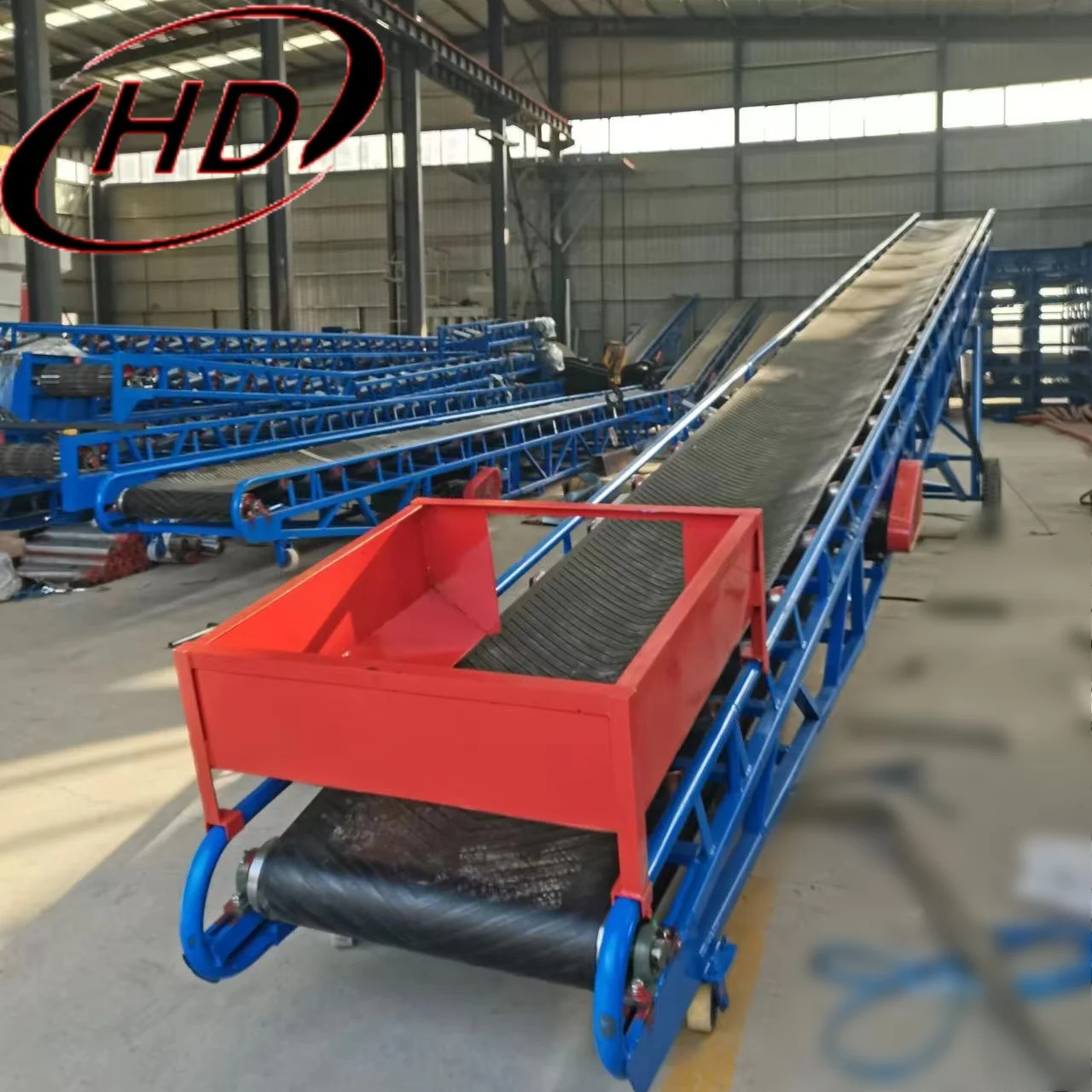 High quality mobile belt conveyor for conveying aggregate and minerals for stone crushing and mining processing