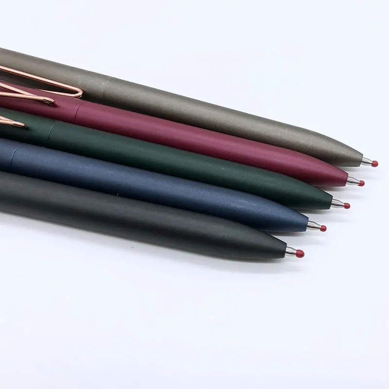 Maxwri High Quality Plastic Gel Ink Pen 0.5 Unique Metal Clip Luxury Paint Barrel Retractable Gel Pens for Promotion Office