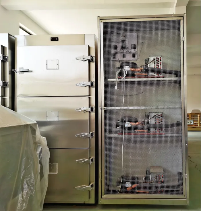 3 Corpses Mortuary Freezer Refrigerator