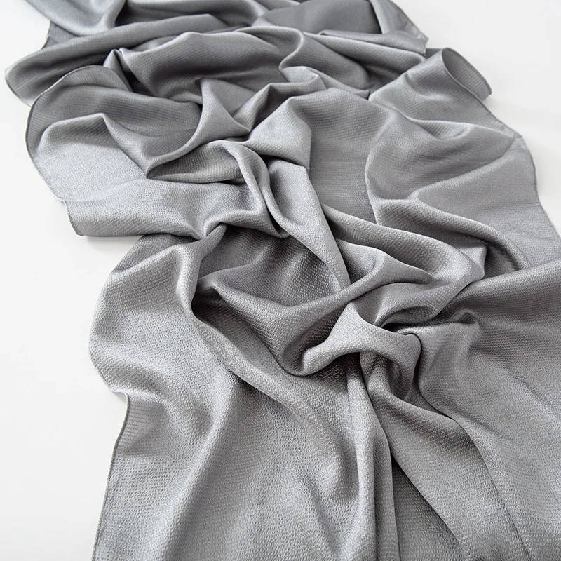 Yibaoli High quality many colors available wholesale arabic bubble satin long hijab scarf