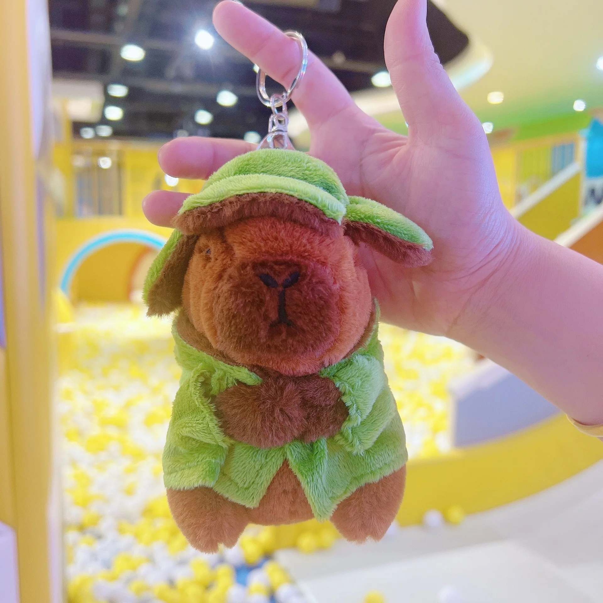 Small pendant plush creative capybara doll filled backpack hanging keychain toy wholesale