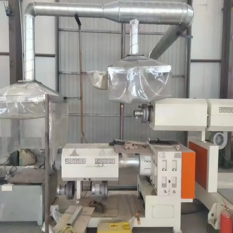 Waste plastic granulation production line 180/150 single screw upper and lower motherboard PP/PE/PVC sheet regranulation