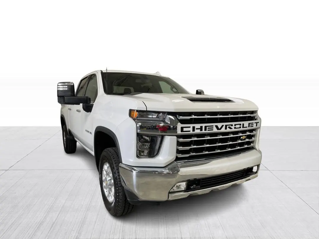 Ready To Drive Clean Title USED 2022 Chevrolet Silverado 2500HD Custom Crew Cab 4WD ready to export worldwide