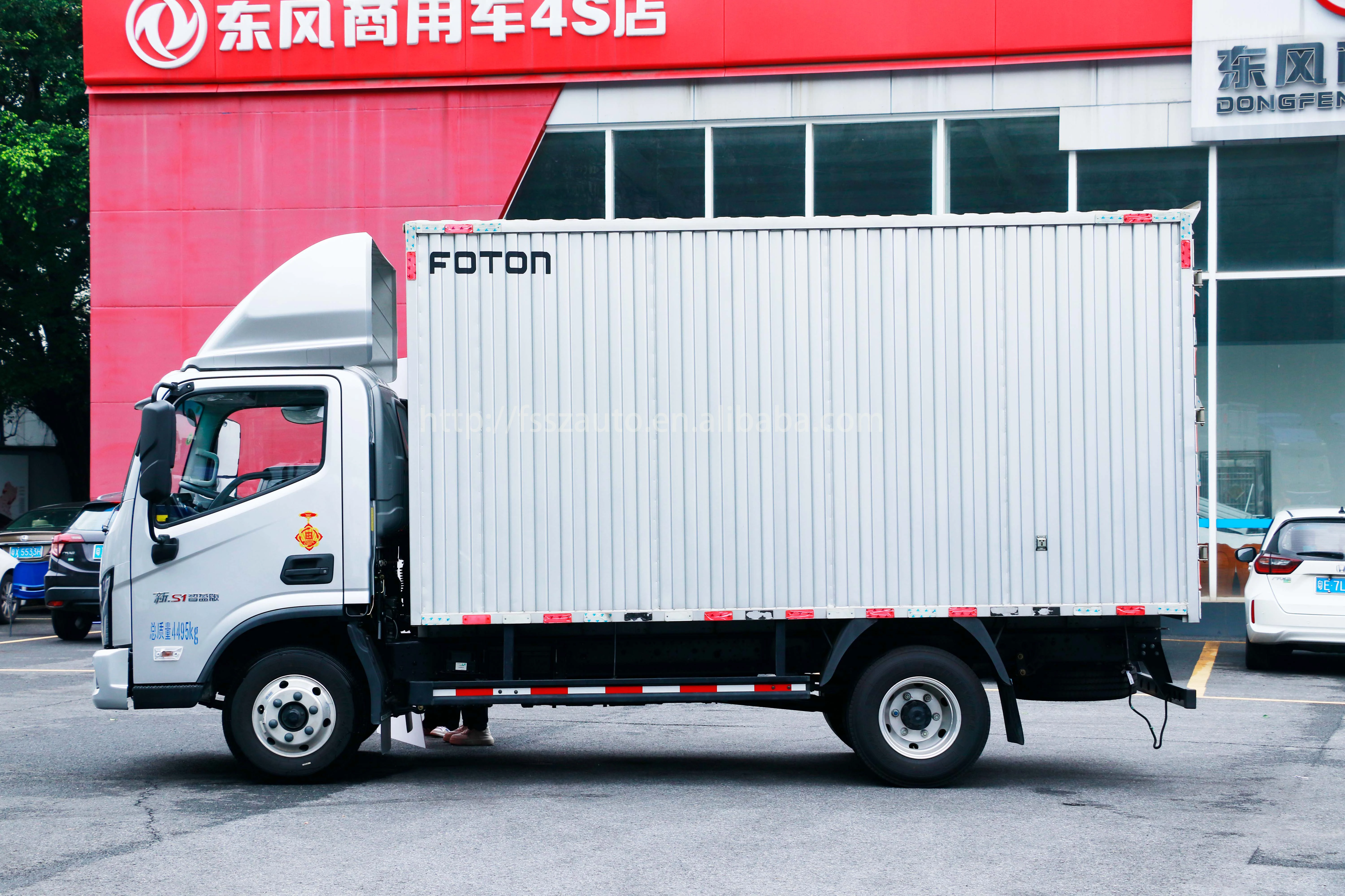 Foton Aumark S1 с двигателем Cummins 2.5L дизельный 4x2 грузовик 6-колесный легкий воздушная тормозная система 3-местный Китай