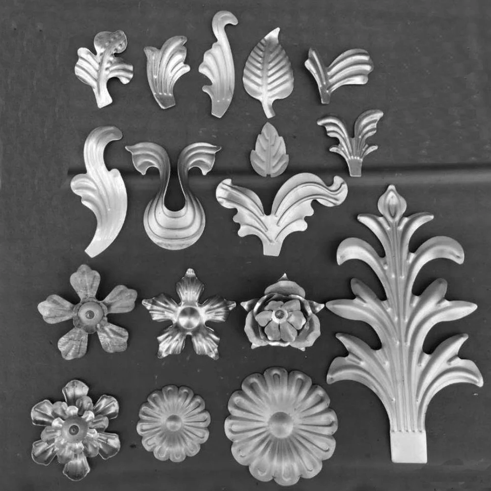 Hand Stamped Metal Leaf Flower Stair Railing Decorative Elements handrail Design Accents outdoor Railings Stamping Iron Grapes