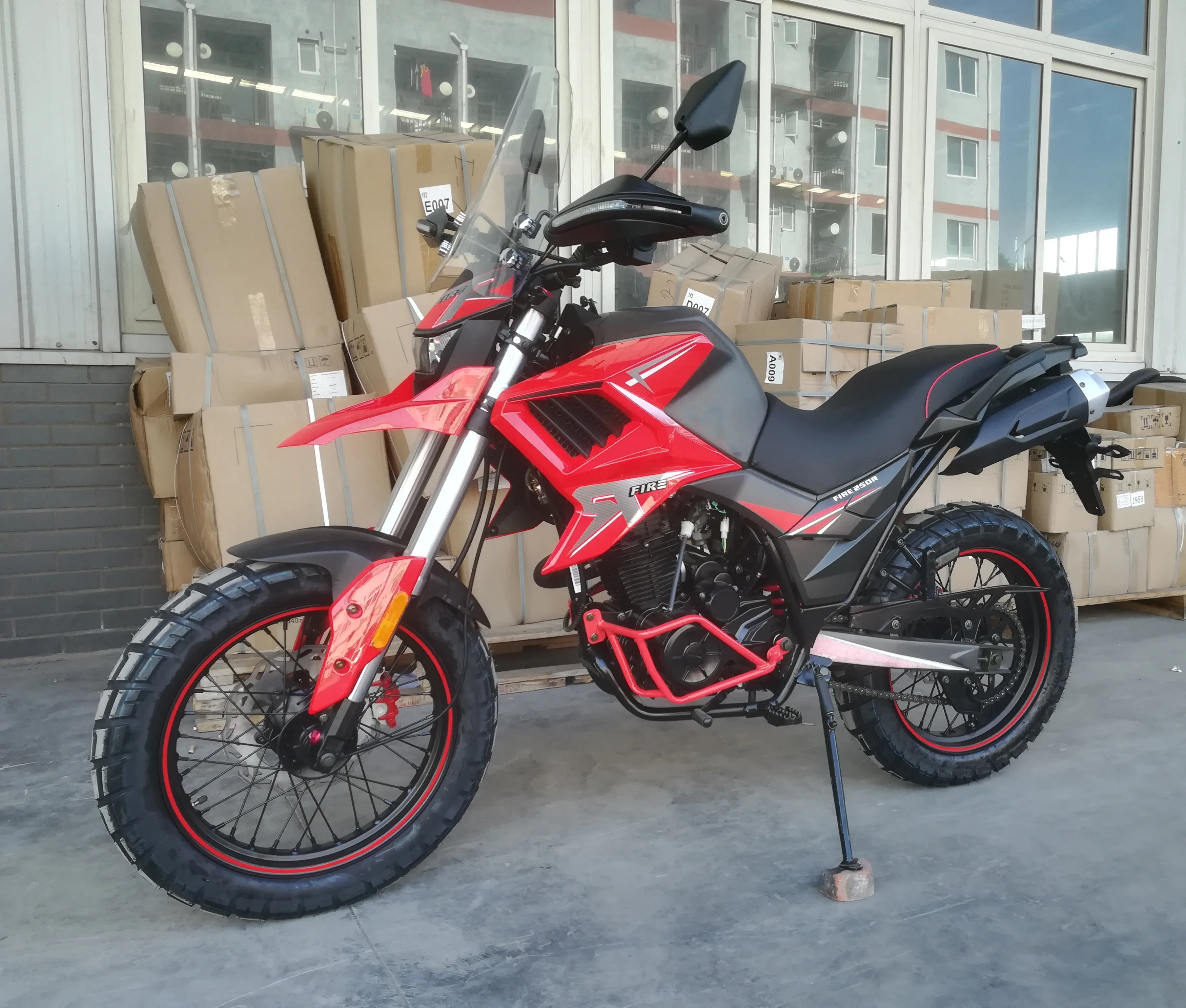 Китай 125cc 200cc 250cc EEC мотоциклы FUEGO TEKKEN250 C111901 по низкой цене