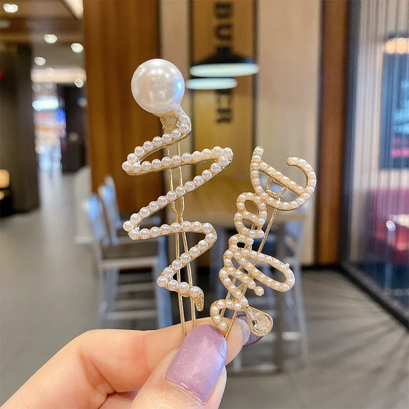 Wholesale Retro Palace Style Headdress Pearl Crystal Hairpin For Ladies