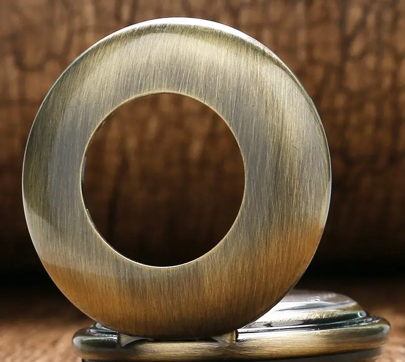 Black Hand Wind Fashion Men Women Retro Cool Smooth Face Mechanical Pocket Watches