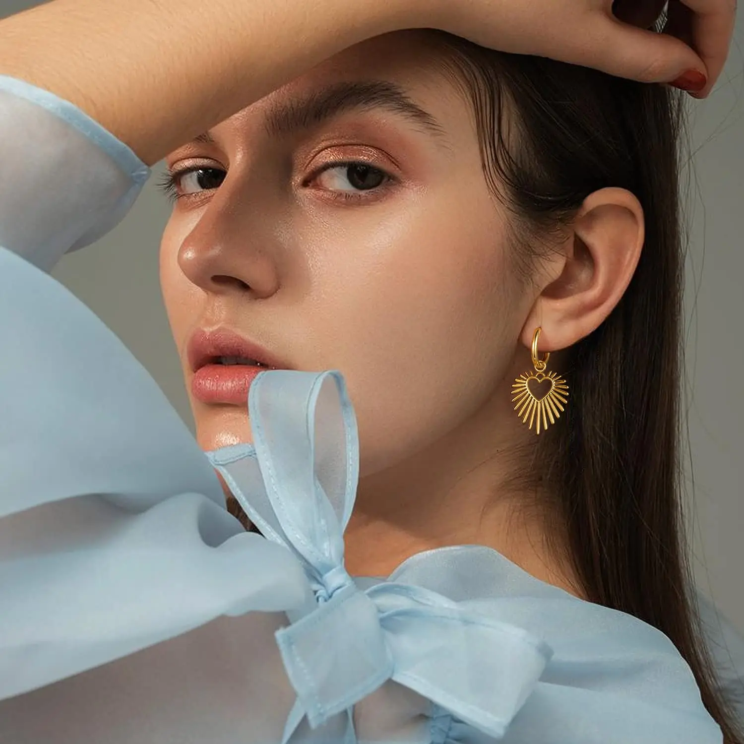 High End Luxury Jewelry Hoop Earrings Brass Gold Heart Pendant Fashion Jewelry Earrings