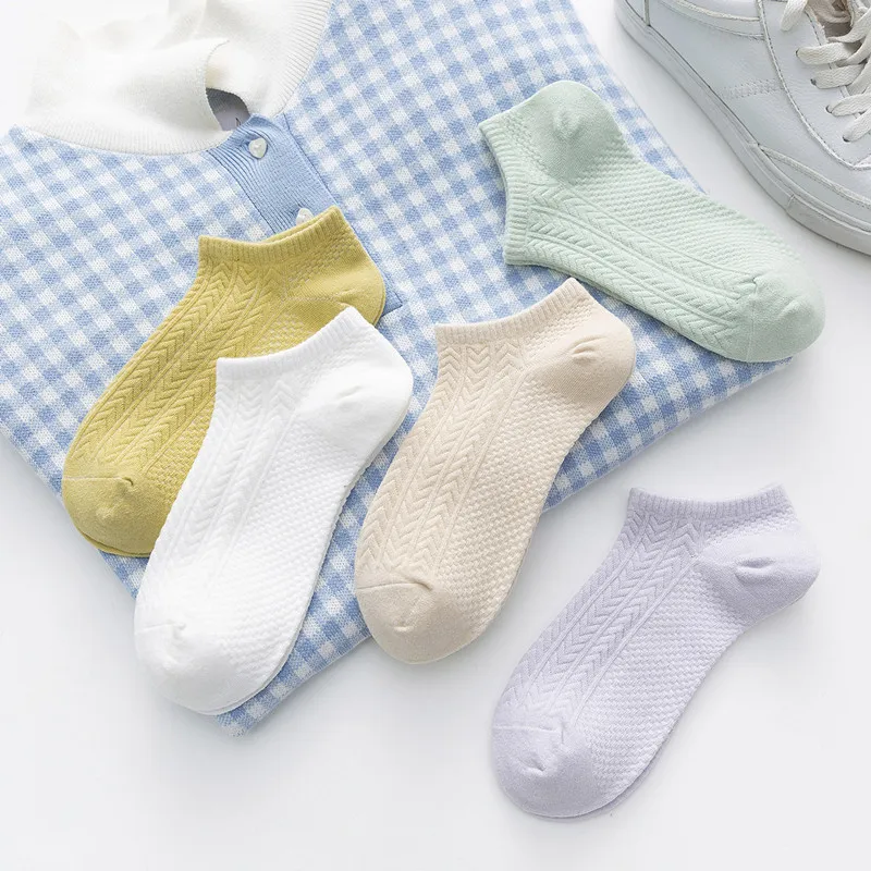 Famous socks custom logo breathable cotton women short ankle sock  Low Cut Socks