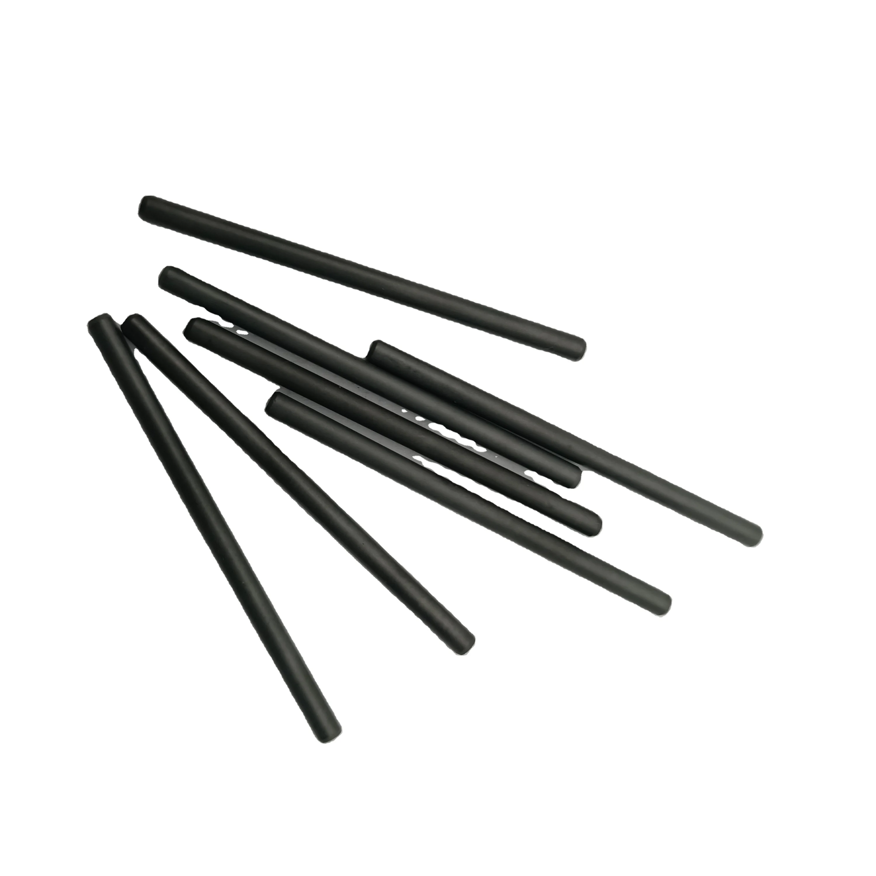 Маленький круглый стержень из карбида бора