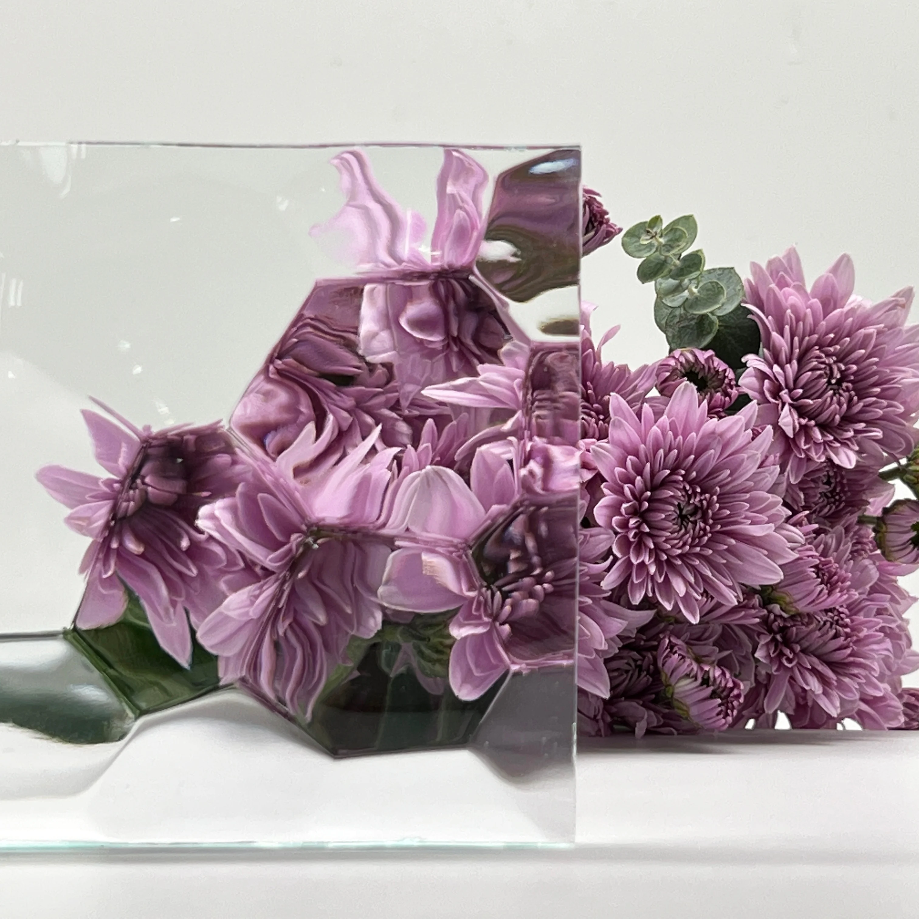 5mm Low iron float water cube pattern textured glass price