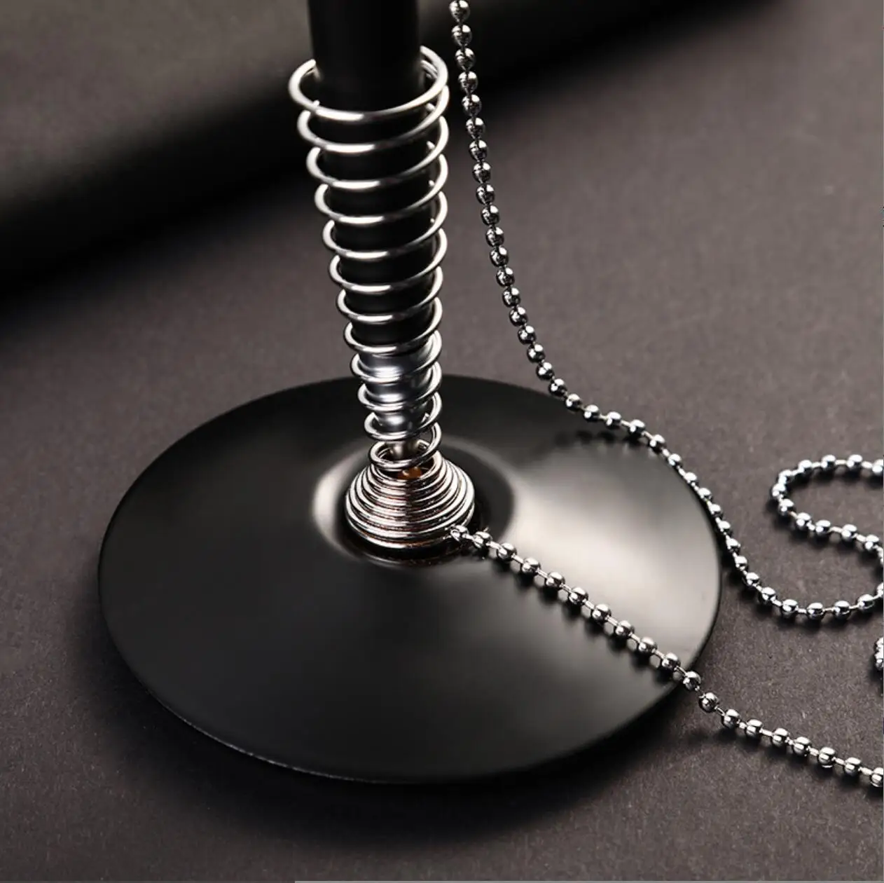 High quality stylist desk ballpen base ballpointpen with chain metal office desk table ballpoint pen  with custom logo