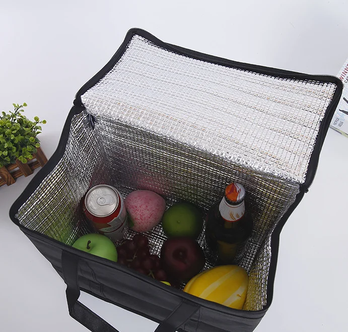 Factory direct wholesale latest design vaccine beach cooler bag,picnic bag cooler