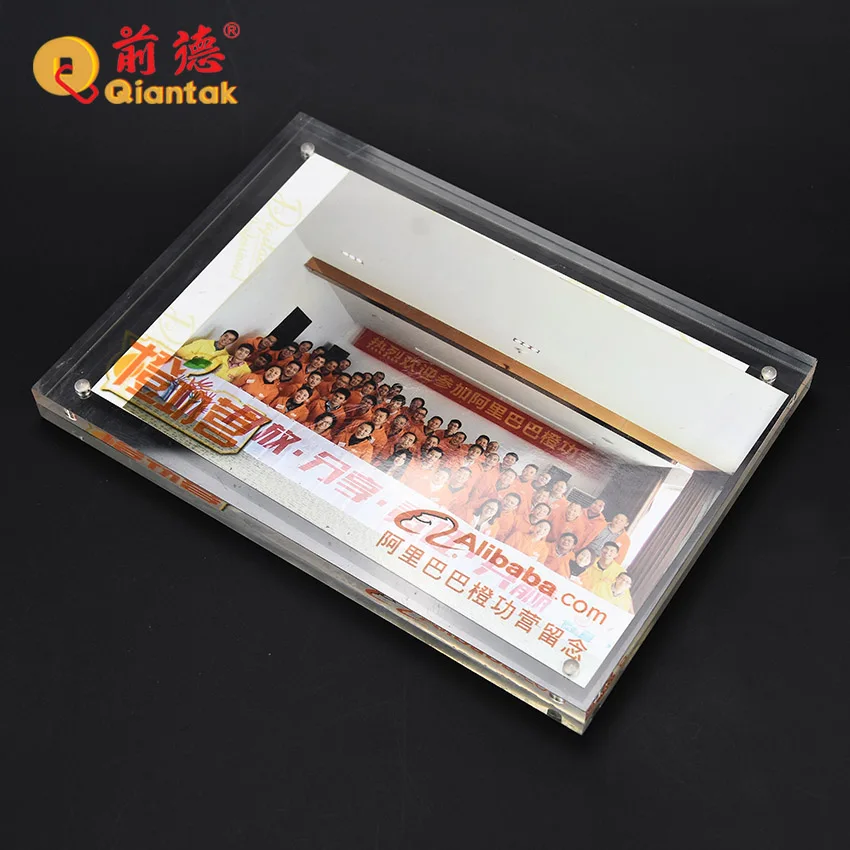 Бесплатный образец на заказ акриловая прозрачная фоторамка для украшения