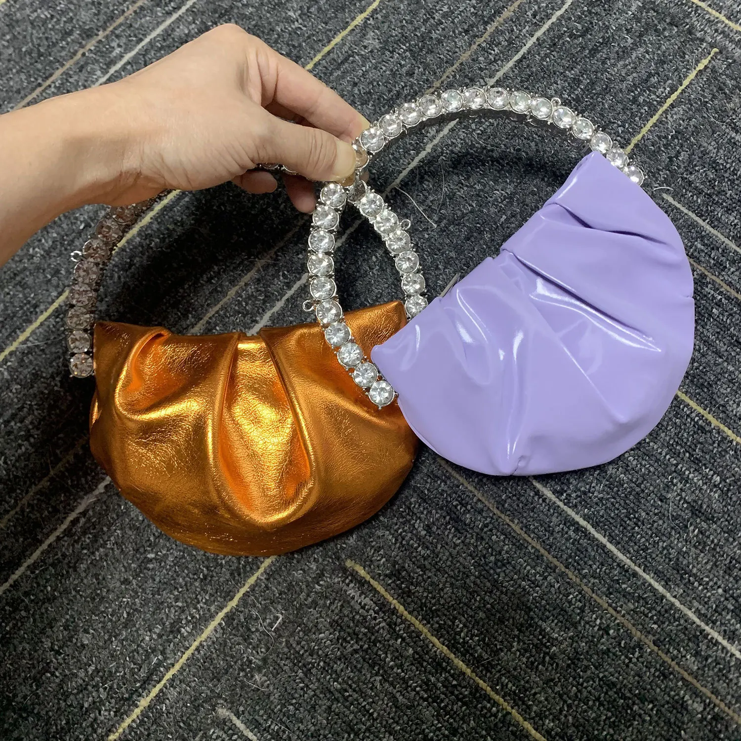 Mini Diamond Clutch Bag Fashion Circular Handle Evening Bag New Designer Half Moon Round Dinner Clutch Purse Wedding Party