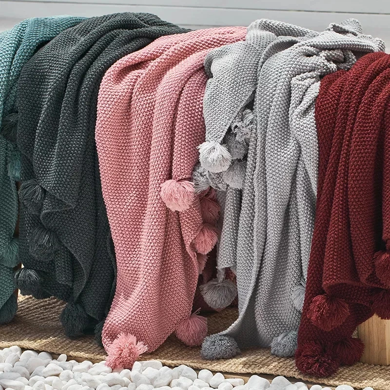 Wholesale Acrylic Solid Knitted Blanket High Quality Custom Super Soft Bed Blanket With Pom Pom
