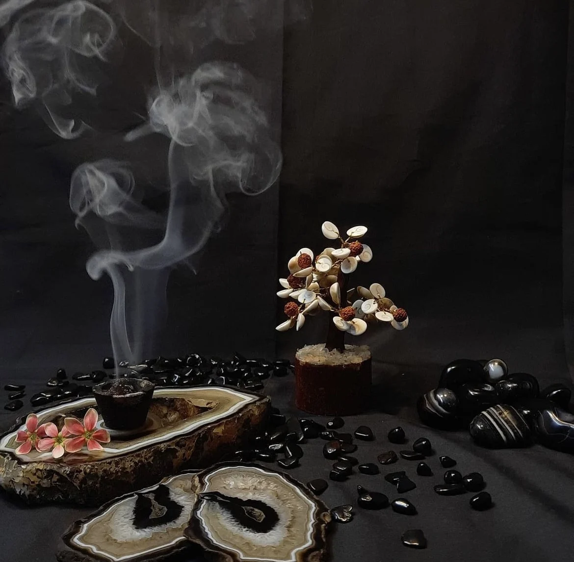 Most Selling Office and Home Decor Agate Trees 100-1000 Beads Gemstone Carvings 100% Indian Export Crystal Artwork