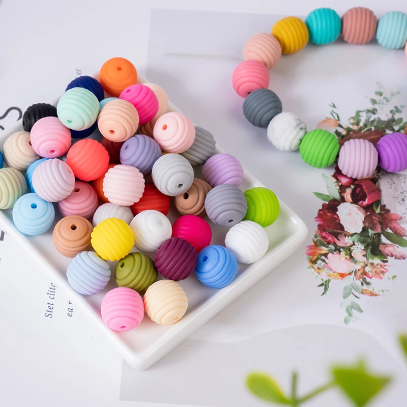 2024 new trending products wholesale silicone focal beads chewable pretty girl babier kids silicone charms beads keychain making