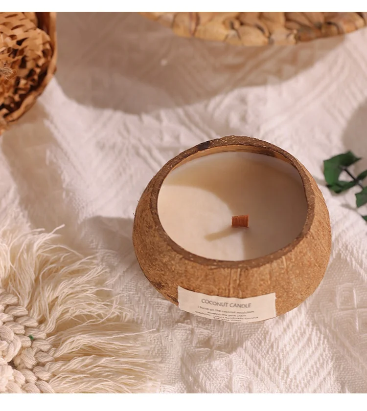 Wholesale Private Label Custom Accepted Coconut Wax Natural Oil Coconut Shell Scented Candles