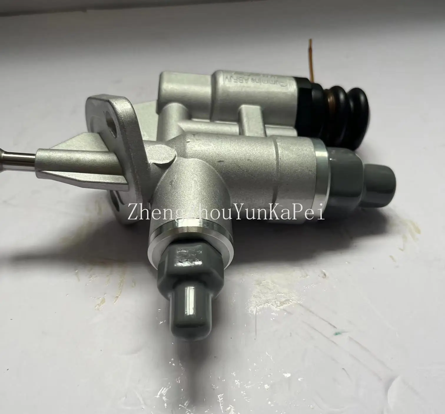 Dongfeng Cummins масляный насос
