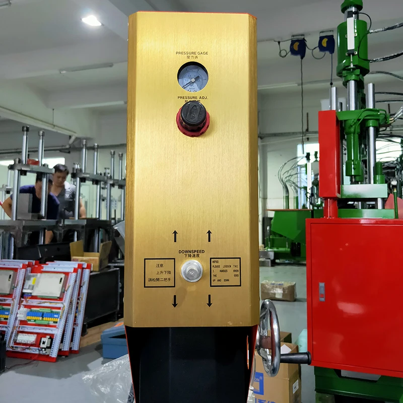 Hot selling fully automatic charging head ultrasonic welding machine data cables manufacturing machine