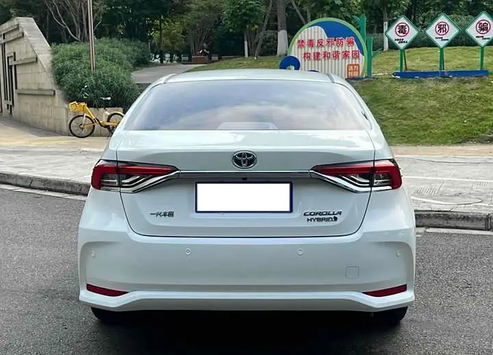 Corolla 2021 двухмоторный 1 8л E-CVT Элитный выпуск топлива для автомобиля 10