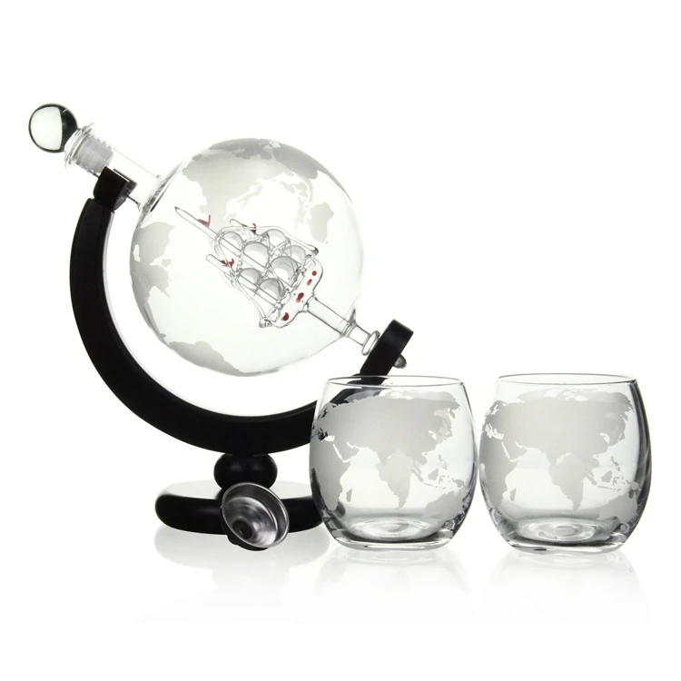 Amazon hot sell 850ML Glass Globe Whiskey Wine Vodka Decanter Set With Matching Glasses And Bar Funnel