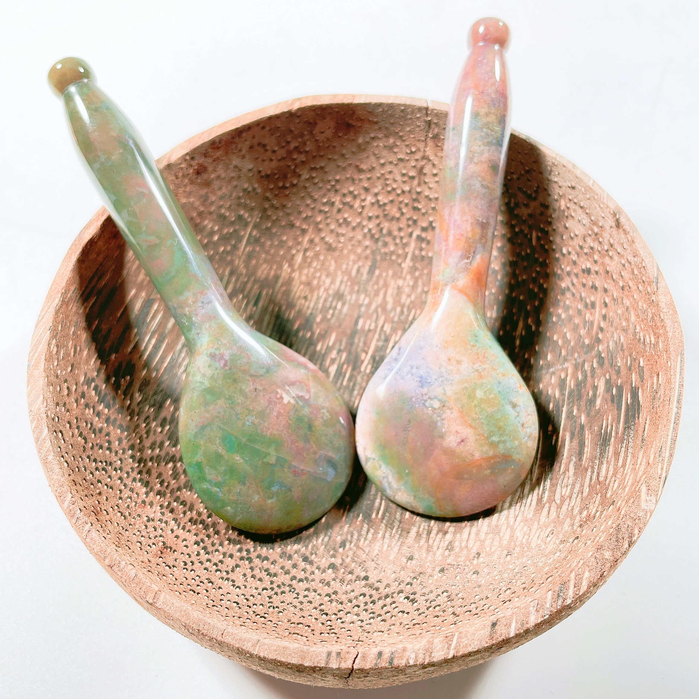 Huiying Cheap Price Indian Agate Spoon Gem Guasha Face Massage Board Tool