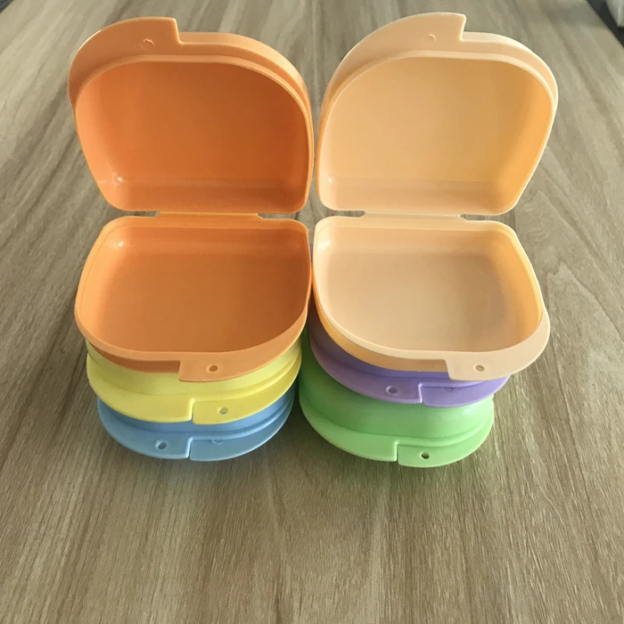 Colorful Plastic Orthodontic Dental Mouth Guard Retainer Storage Case for Safe