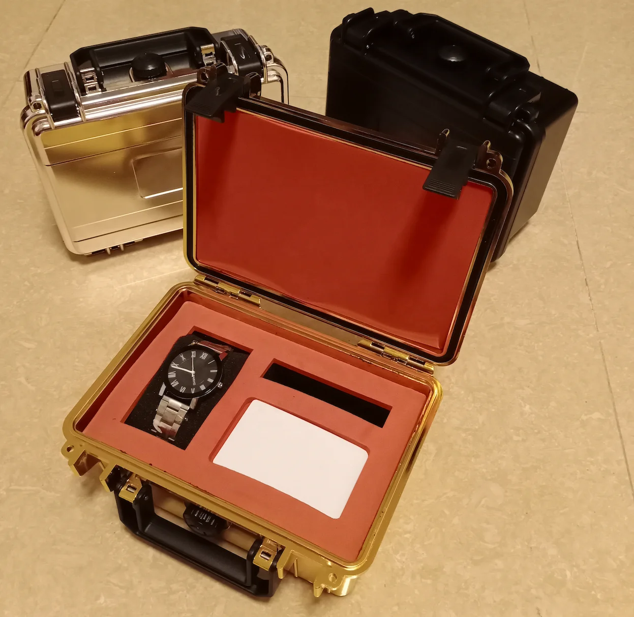 Ready stock best-seller waterproof strong plastic watch box case travel watch case plastic