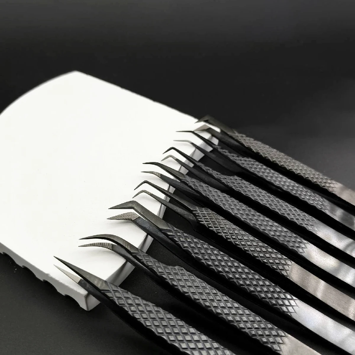 Wholesale Customize Black Matte Eyelash Extension Fiber Tip Tweezers Stainless Steel Lash Tweezer and Accept logo Customization