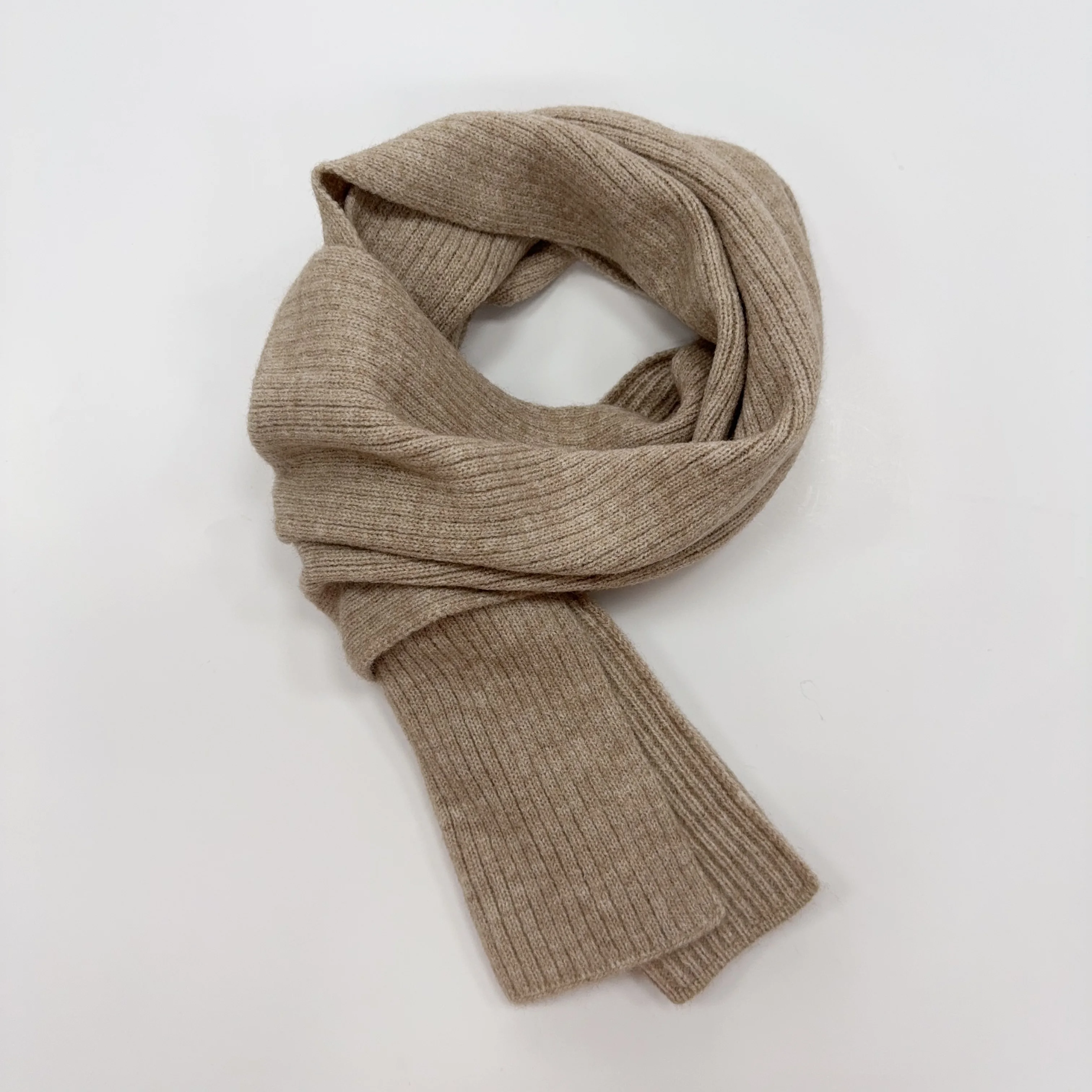 Unisex Winter Solid Color Knitted Flat Needle Scarf Classic Durable Customizable Scarf