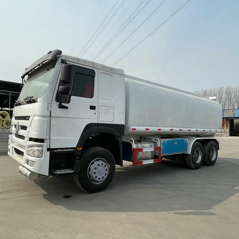 Sinotruck Used Howo 6x4 Oil Fuel Tanker Truck Heavy Duty Tanker for Sale