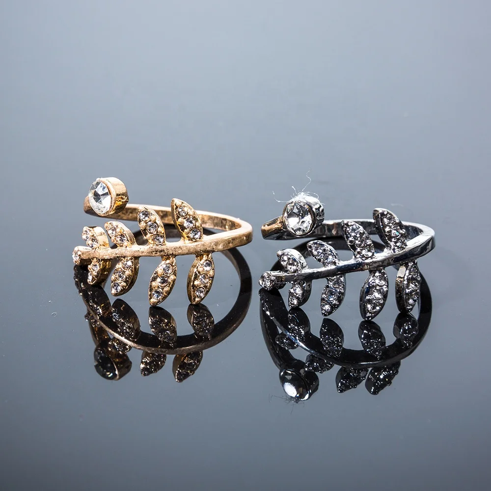 Leaf-Shaped Silver Plated Wedding Rings with Opal Main Stone for Her Eye Pattern for Party Anniversary Engagement Gifts