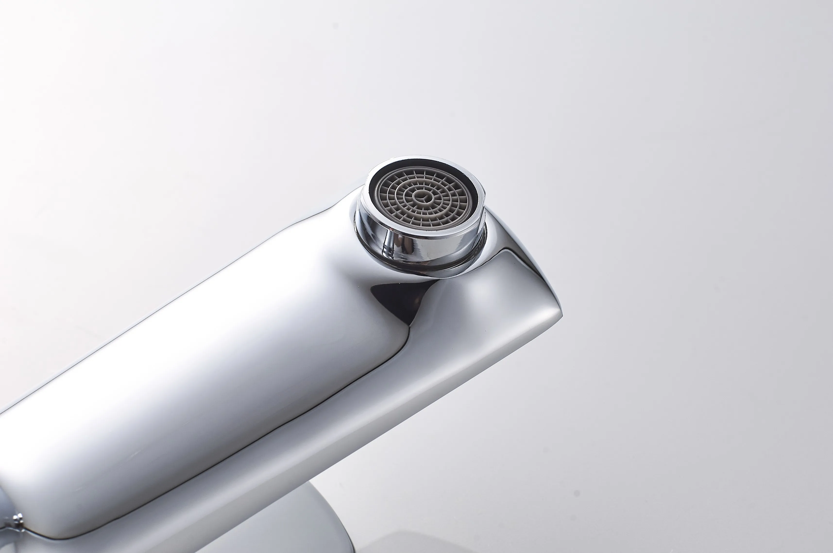 OEM  lavatory faucet chrome plated brass body all copper heat cold water faucet supply basin faucet