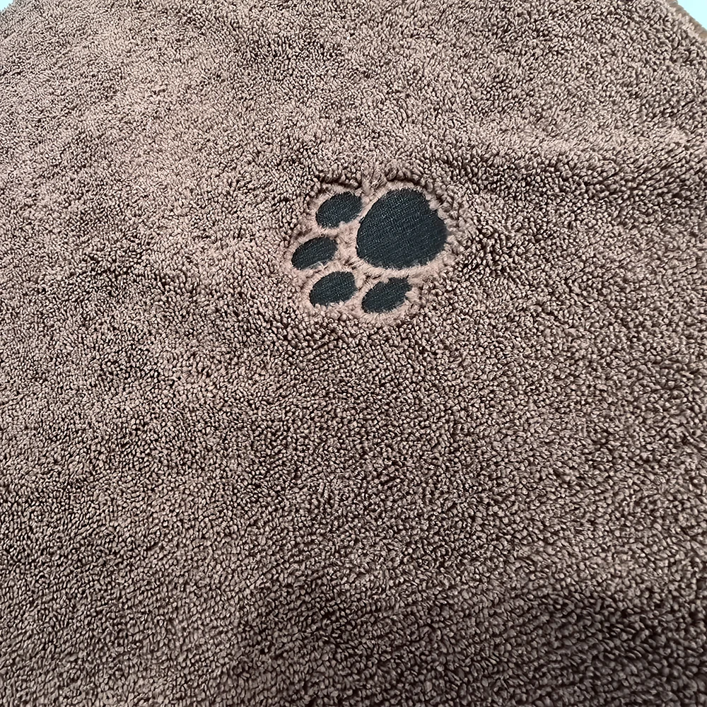 Super Absorbent Large Microfibre Pet Towel with Embroidery Paw Print QuickDry Cleaning Cloths for Dogs and Cats