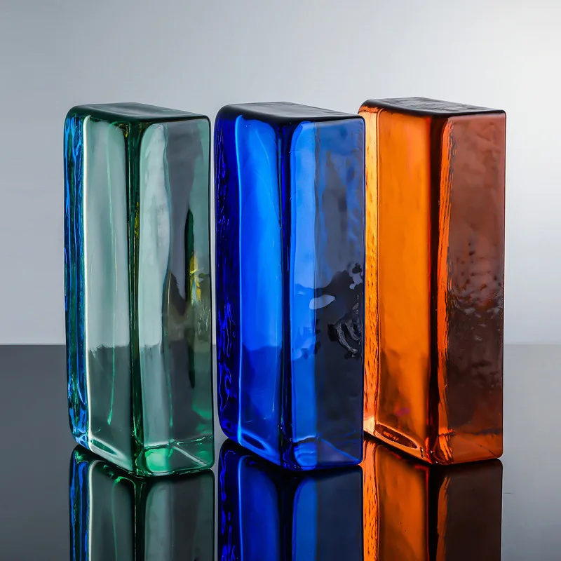 Wholesale Price Painting color Hot Melt Building Glass Brick Indoor Outdoor Building Decorations Glass Blocks For Sale