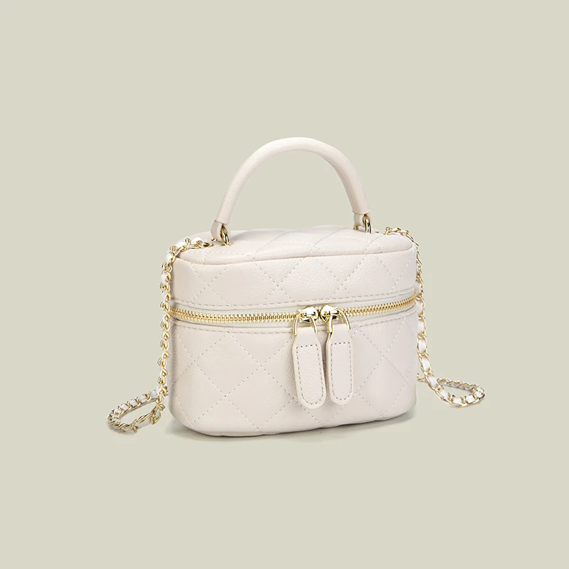 2024 High class new style small fragrance diamond chain versatile portable one shoulder messenger bag mobile phone bag