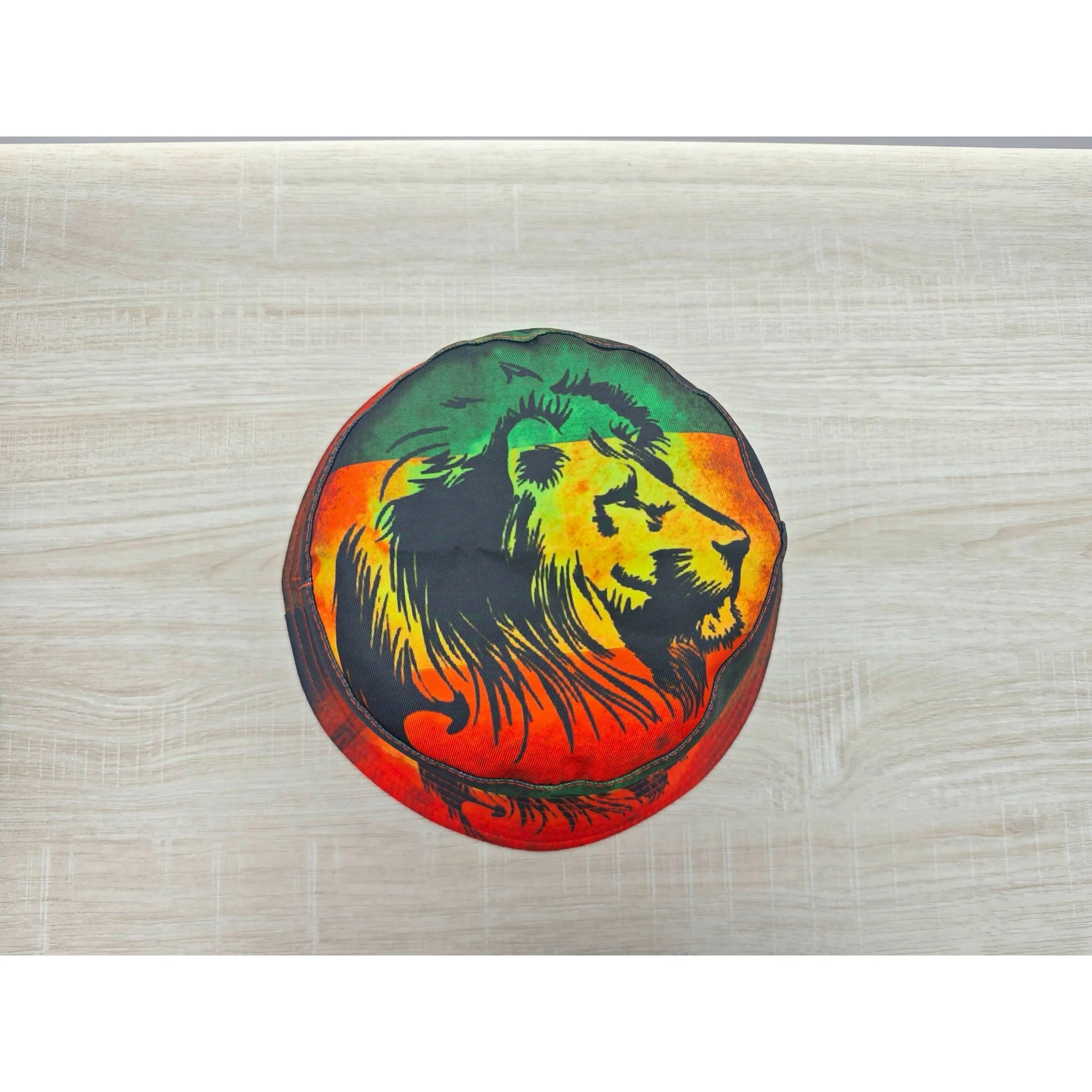 2024 Custom Lion Logo Bucket Hats High Quality Pure Polyester Outdoor Beach CapEmbroidered White Brand Boonie Hats for Summer