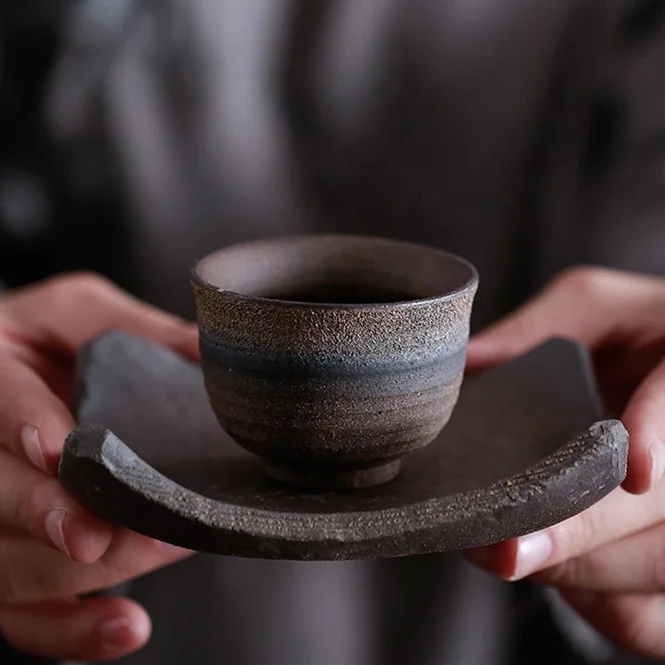 Подставка для тарелок ручной работы в стиле ретро