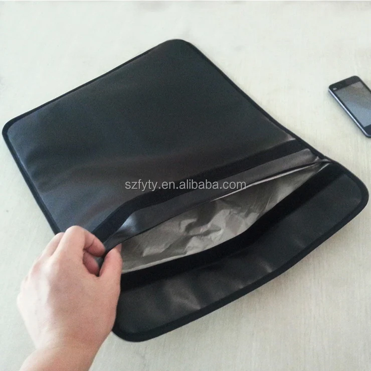 signal pouch for IPAD 11.jpg