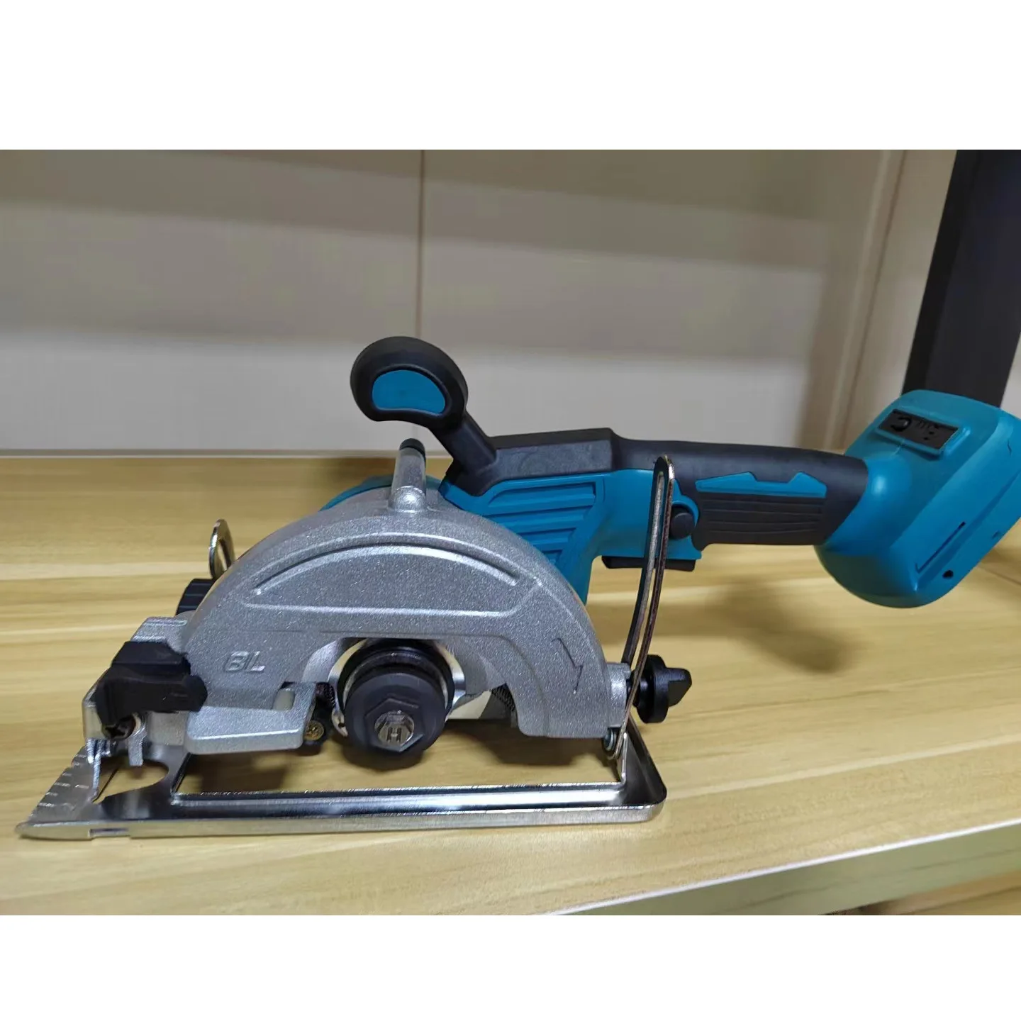 Brushless electric circular saw lithium electric saw stone wood hand push saw hand cutting machine single hand electric saw