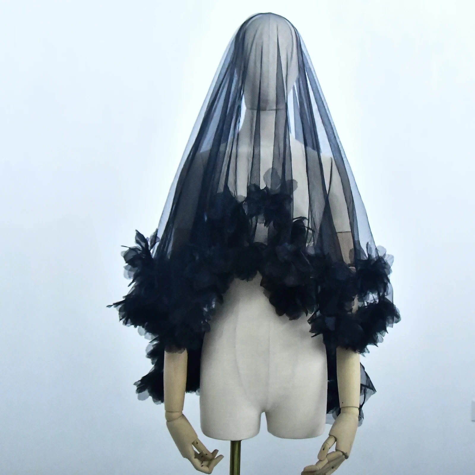 LUOXIN Short Bridal Veils 2 Tier Wedding Veil Drop Style 3D Floral Detachable Blusher Veil
