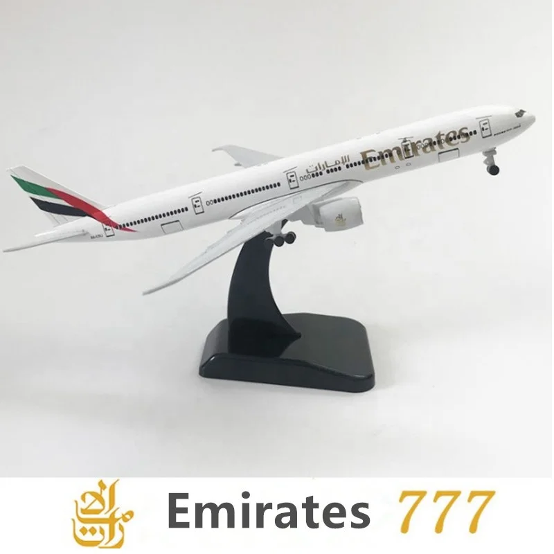 Gifts & Crafts Items Scale 1:200 20cm Alloy Material Boeing 777 Emirates Airline Diecast Airplane Model with Wheels