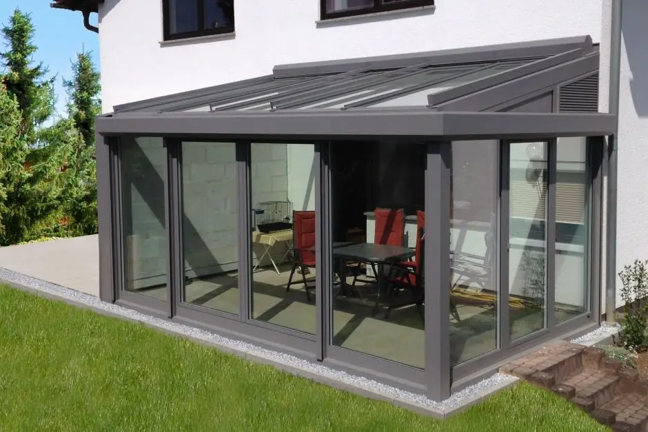 Wholesale Customized  Free Standing Sunroom Outdoor Four Season Garden Aluminum Glass Room Sunroom