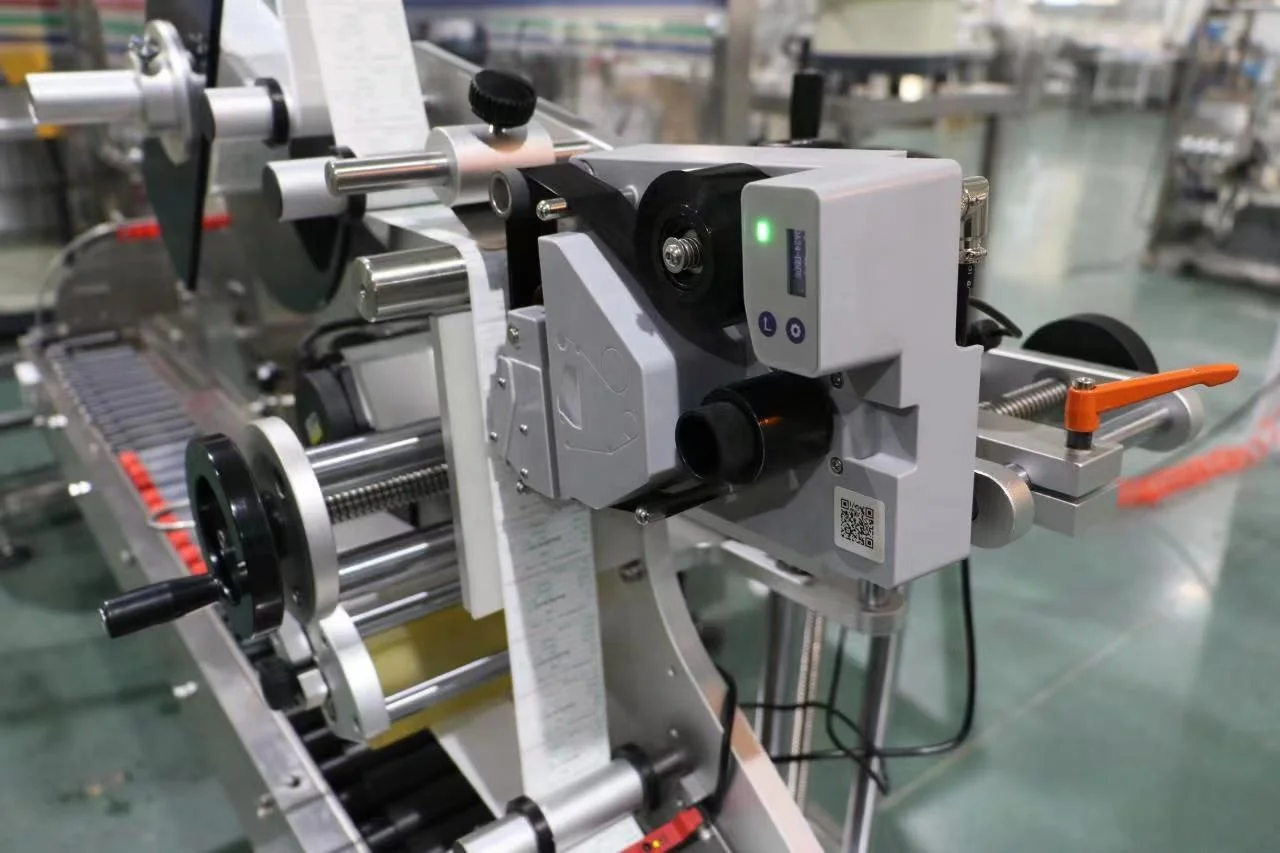 XIAOTENG Biochemistry Reagent Filling Capping And Labeling Machine