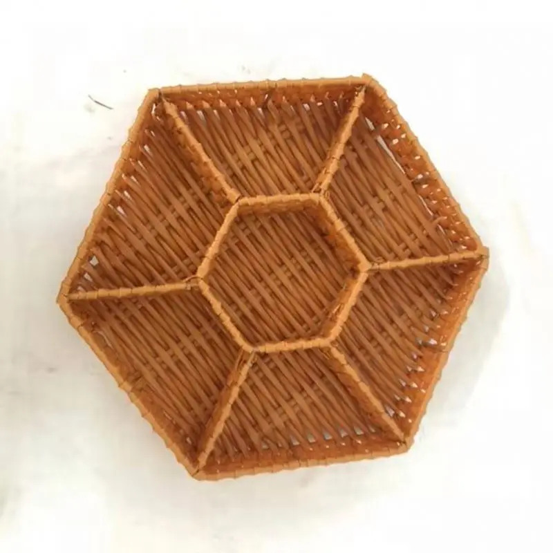 Cheap Eco-friendly rattan tray and basket