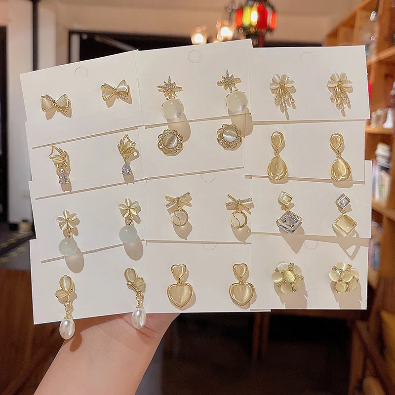 2023 New Fashion Korean Style Black Pink Hoop Earrings Wholesale Girl Cute Earrings Mixed Cute Acrylic Women Accessory  Earrings